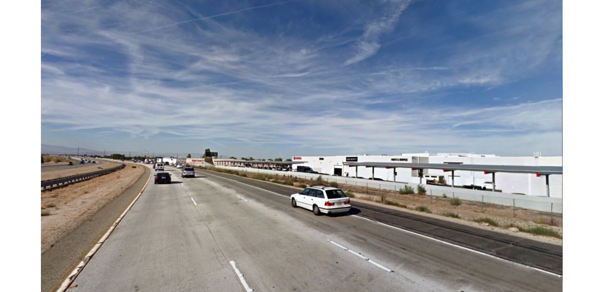 Auto Mall from Antelope Valley Freeway - Existing conditions