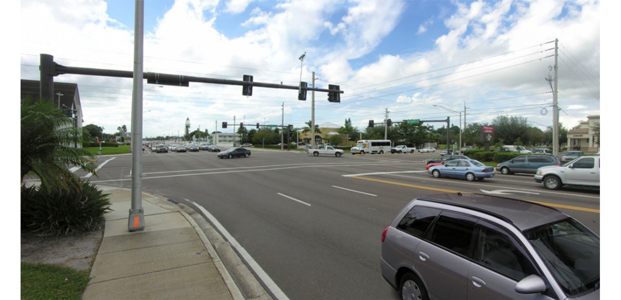 Typical Major Intersection on Bee Ridge Road - Existing Condition